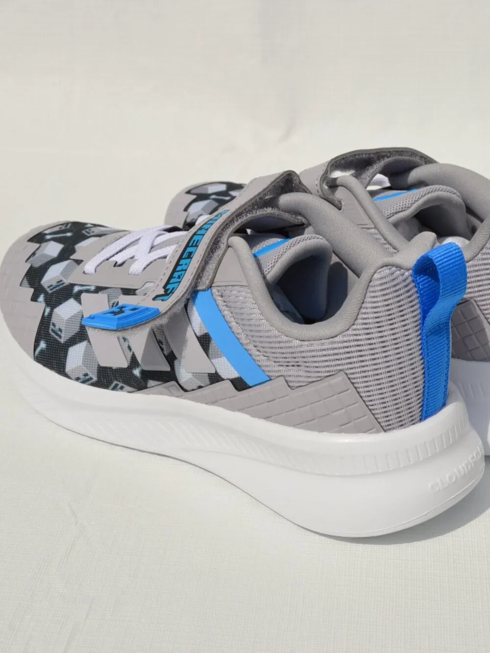 ADIDAS MINECRAFT FORTARUN 4.0 SHOES CHILDREN Size 3 (New)